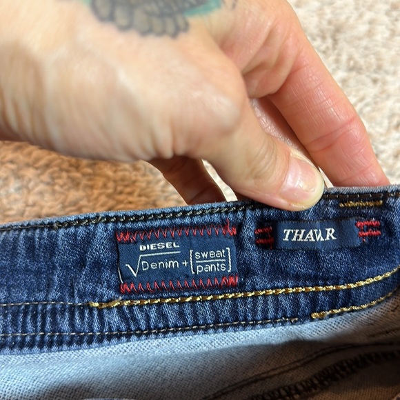 Diesel Thavar Denim Custom Cropped Shorts - Picture 4 of 7